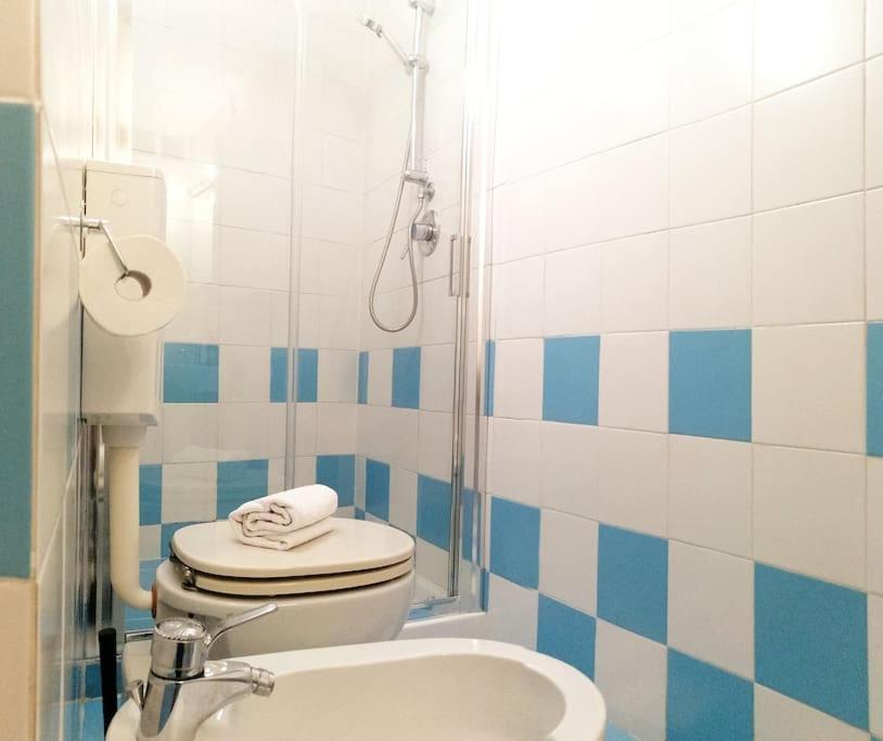 Cozy Apartment Near Train Station Florencia Exterior foto